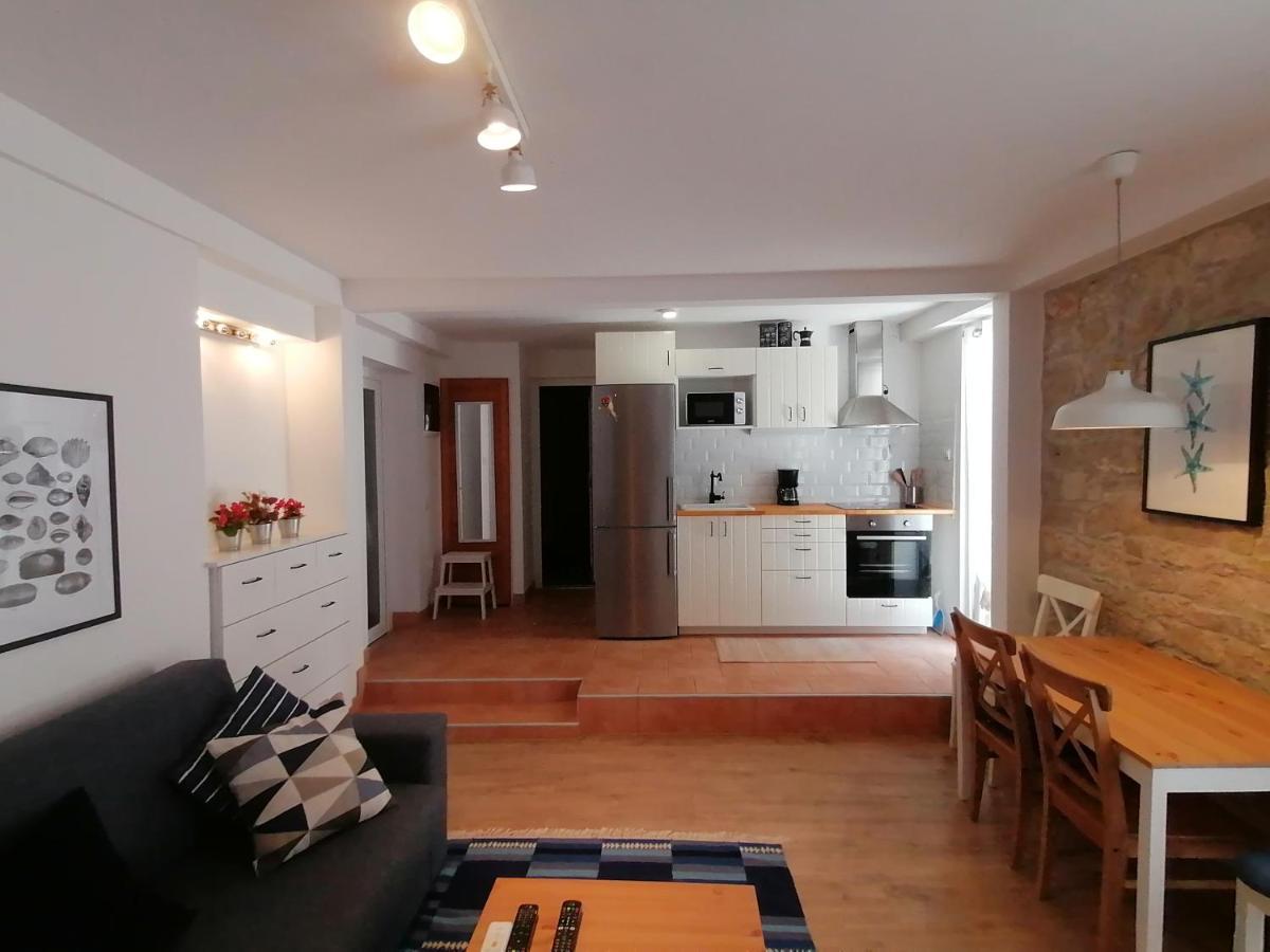 Apartment With A Garden By Rocco *